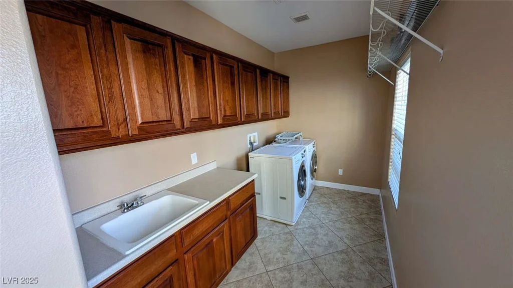 8159 Base Camp, Las Vegas, NV 89178