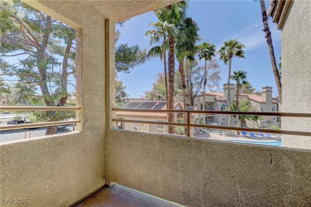 3145 Flamingo, Las Vegas, NV 89121