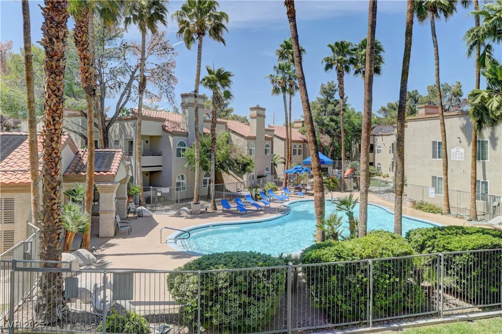 3145 Flamingo, Las Vegas, NV 89121