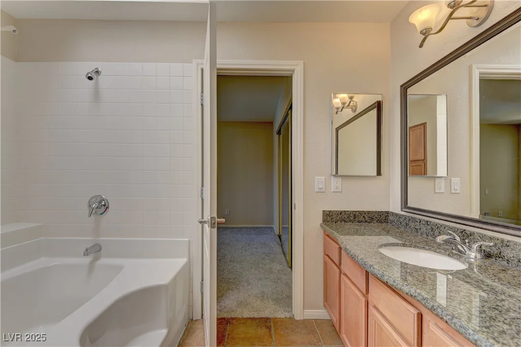 3145 Flamingo, Las Vegas, NV 89121