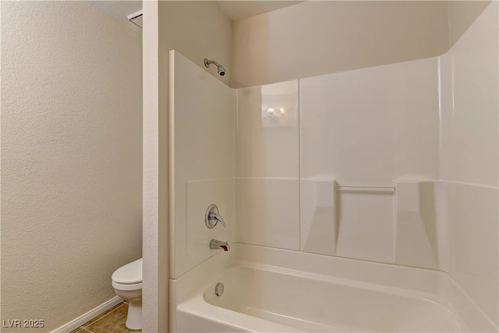 3145 Flamingo, Las Vegas, NV 89121