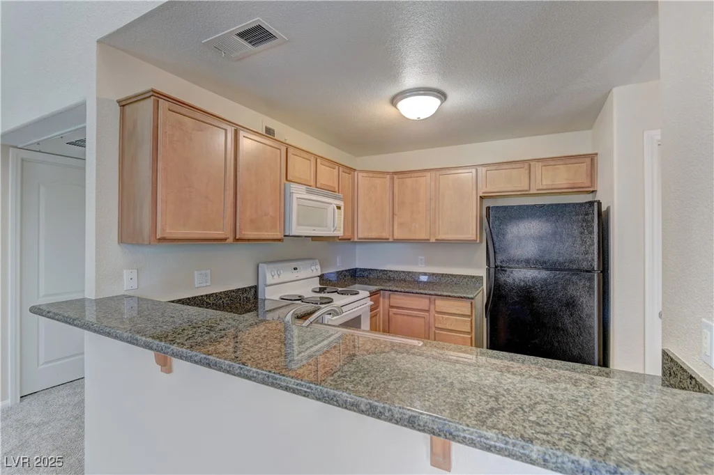 3145 Flamingo, Las Vegas, NV 89121