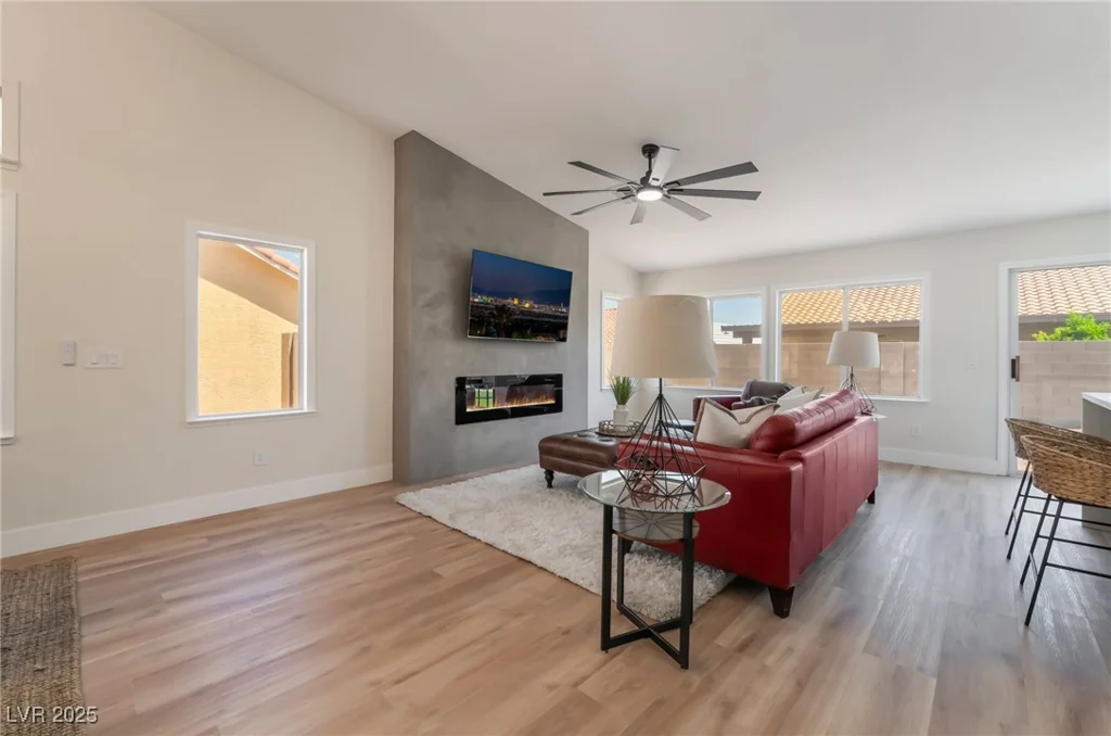 9705 Standard, Las Vegas, NV 89129
