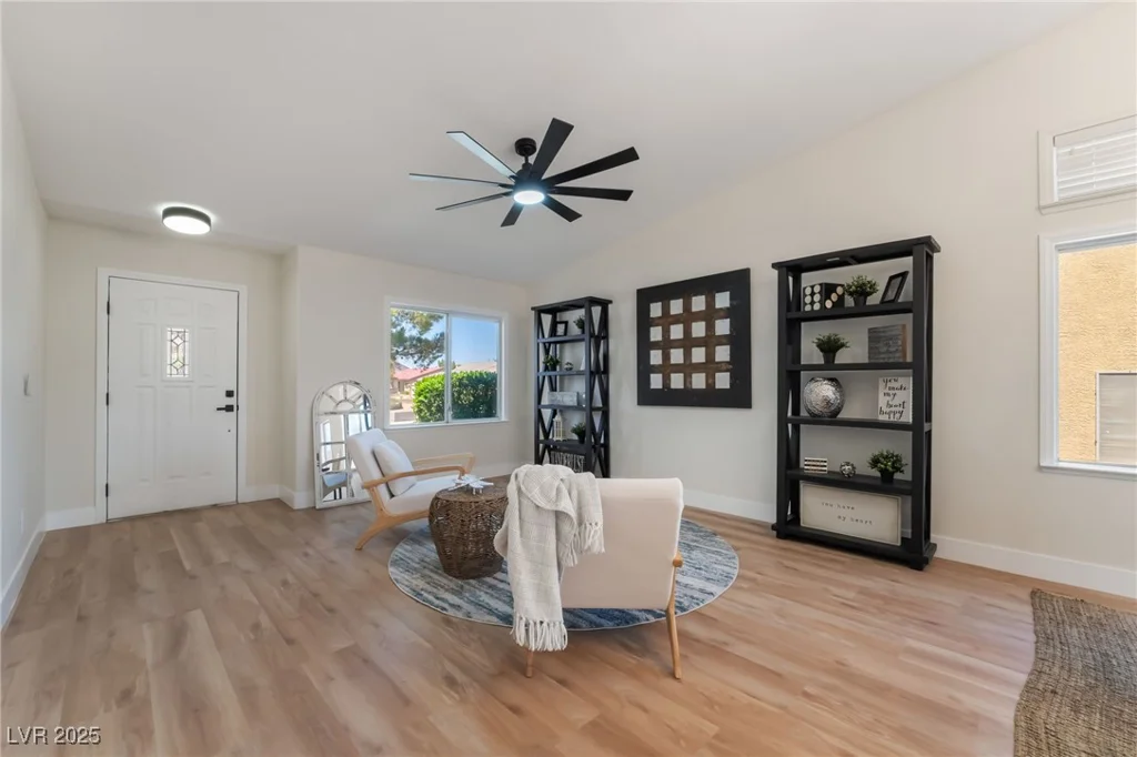 9705 Standard, Las Vegas, NV 89129