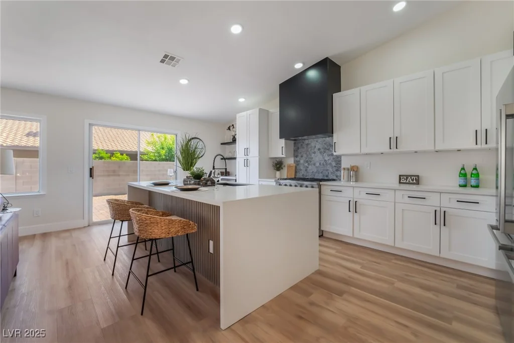 9705 Standard, Las Vegas, NV 89129
