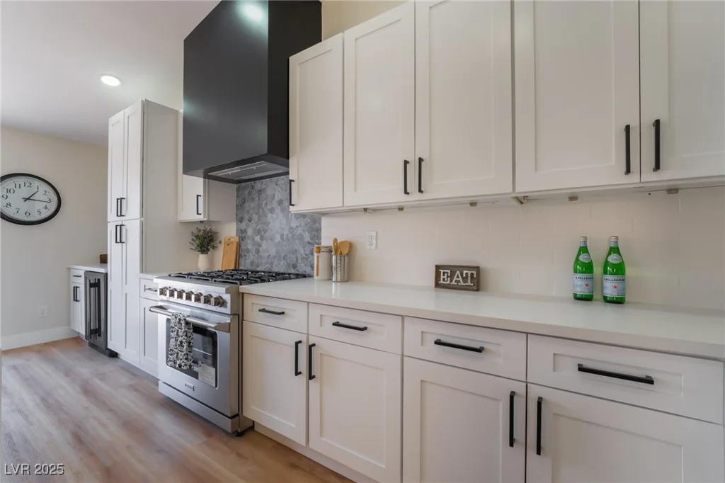 9705 Standard, Las Vegas, NV 89129