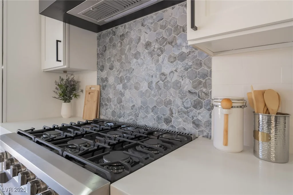 9705 Standard, Las Vegas, NV 89129