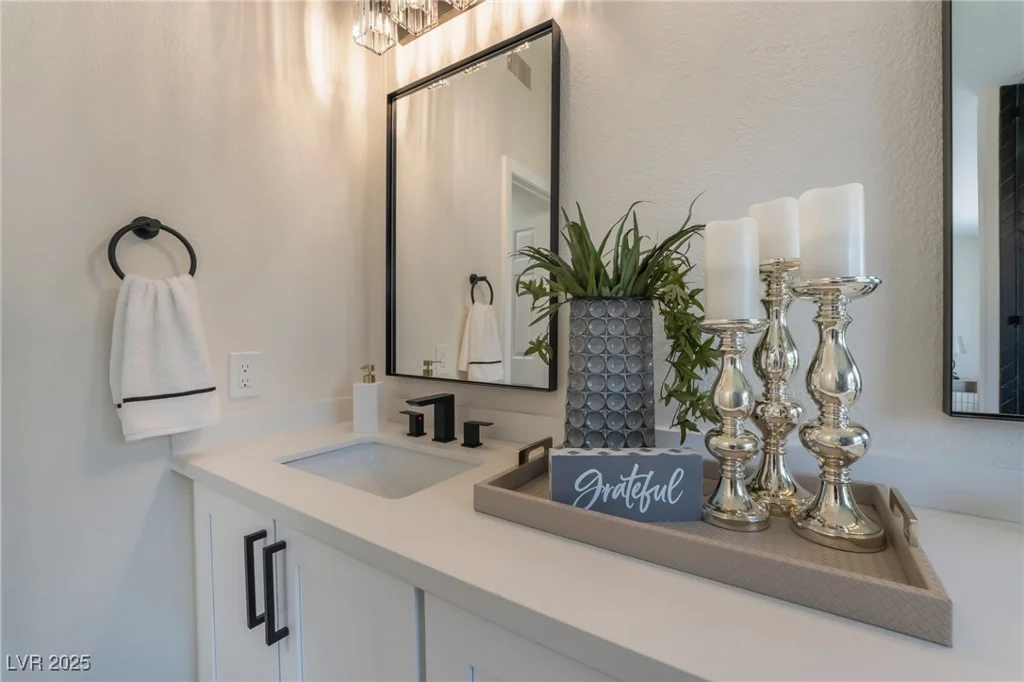 9705 Standard, Las Vegas, NV 89129