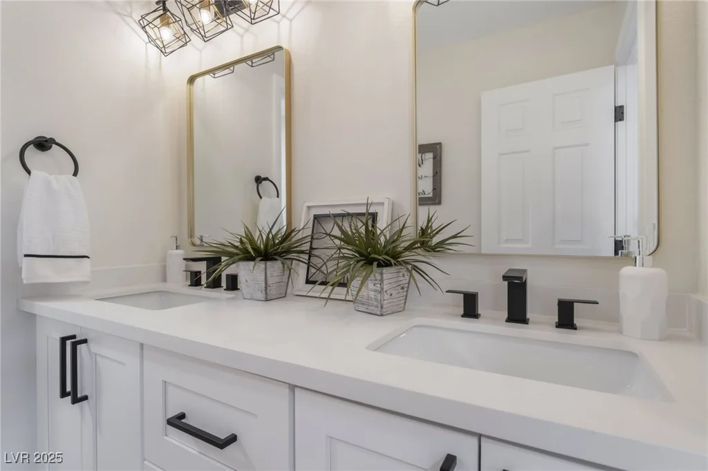 9705 Standard, Las Vegas, NV 89129