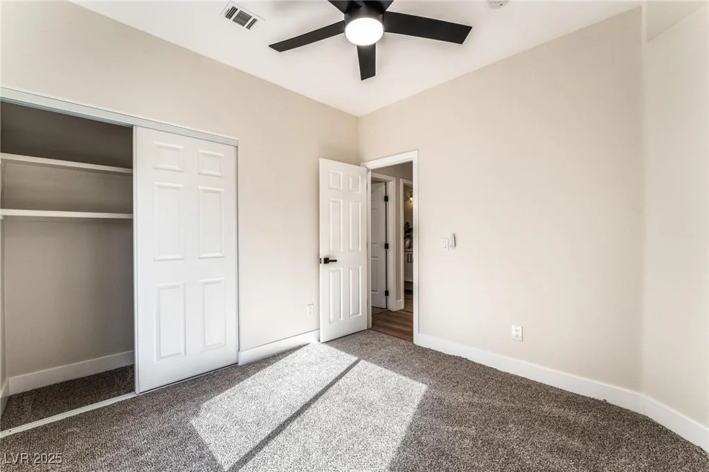 9705 Standard, Las Vegas, NV 89129