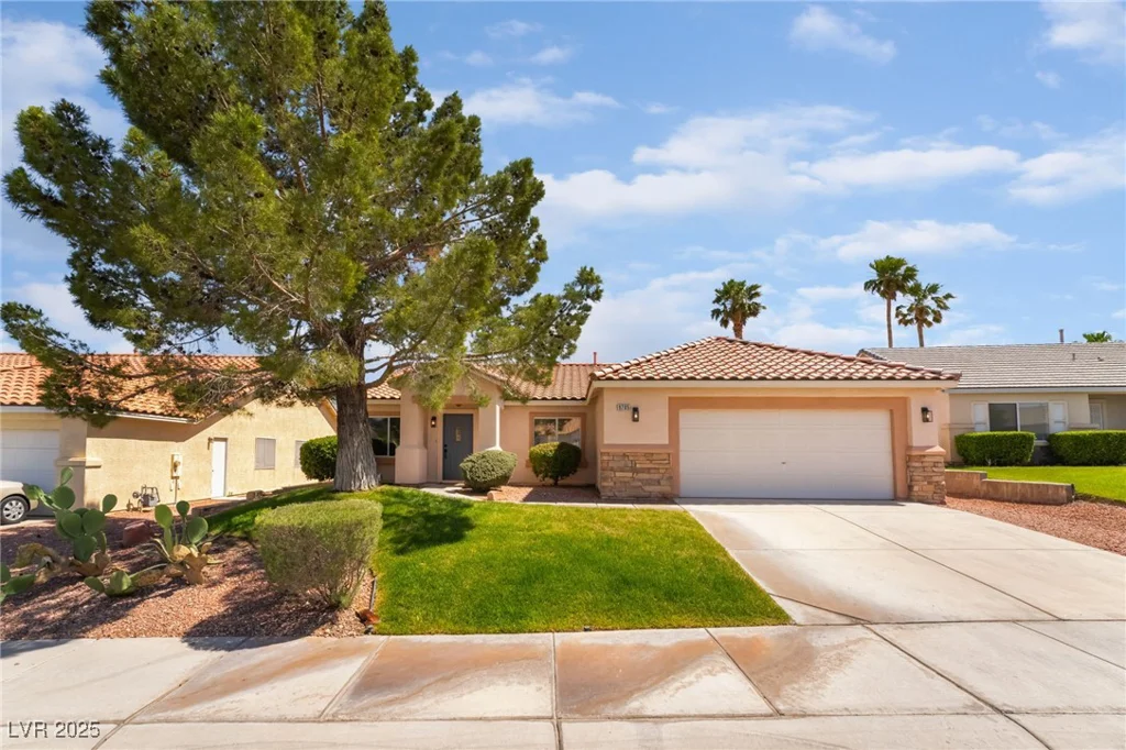 9705 Standard, Las Vegas, NV 89129