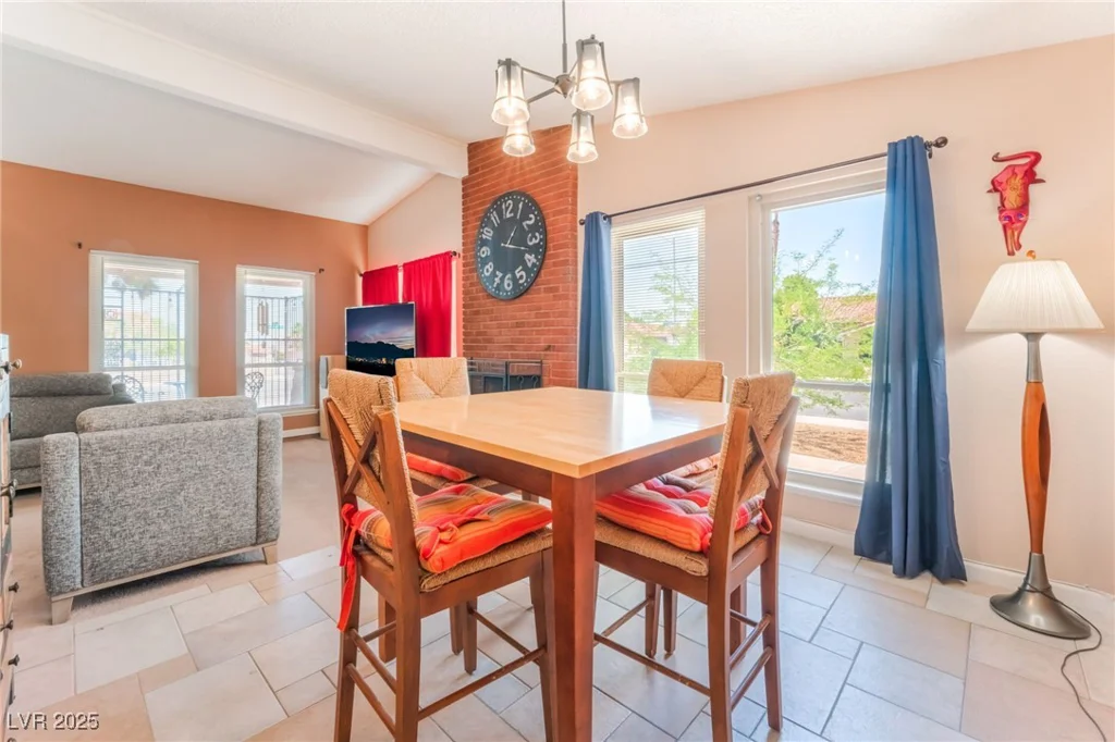 8700 Isola, Las Vegas, NV 89117