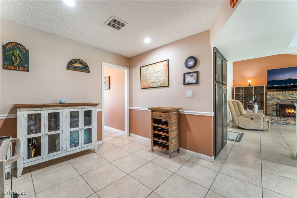 8700 Isola, Las Vegas, NV 89117