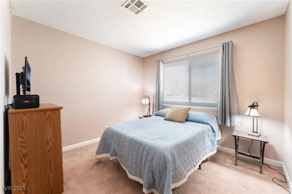 8700 Isola, Las Vegas, NV 89117
