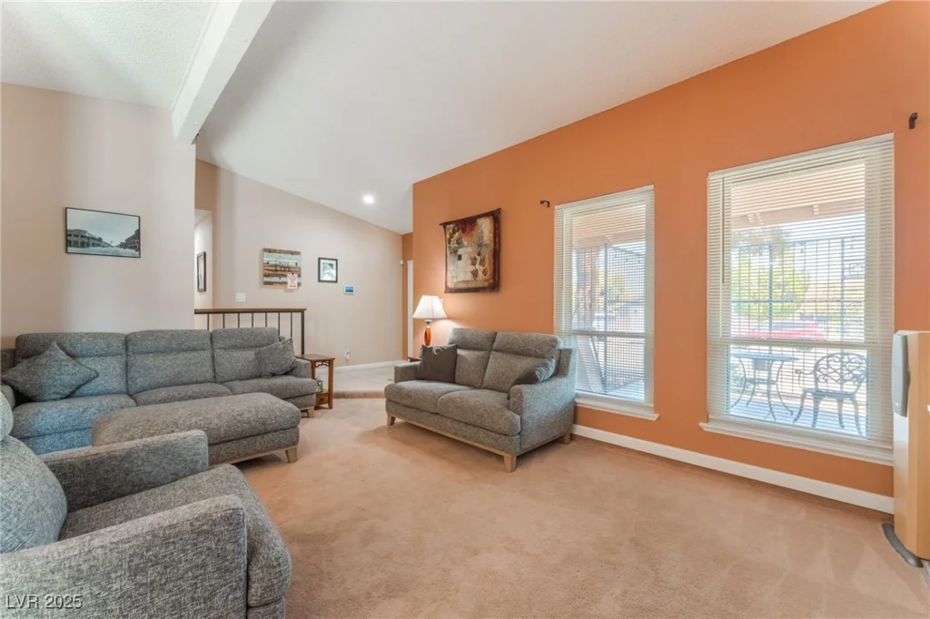 8700 Isola, Las Vegas, NV 89117