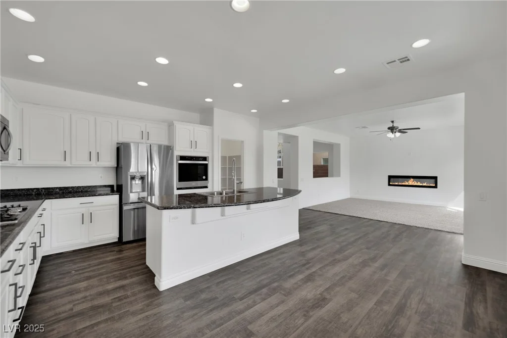 3221 Birdwatcher, North Las Vegas, NV 89084