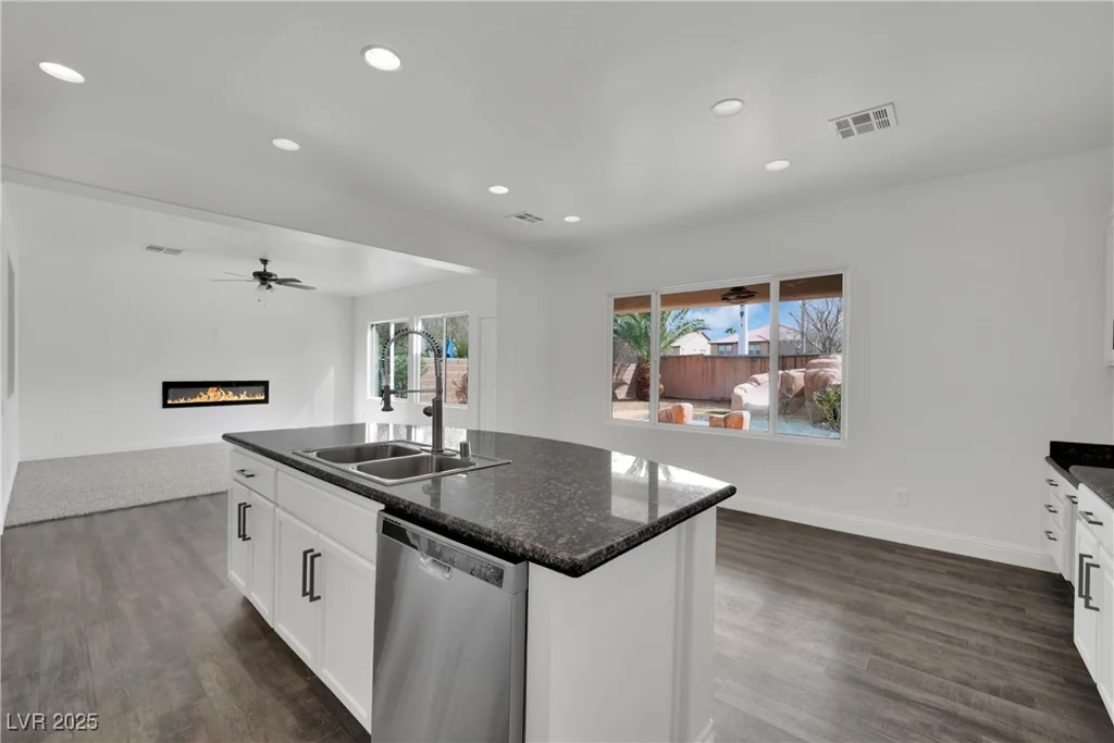 3221 Birdwatcher, North Las Vegas, NV 89084