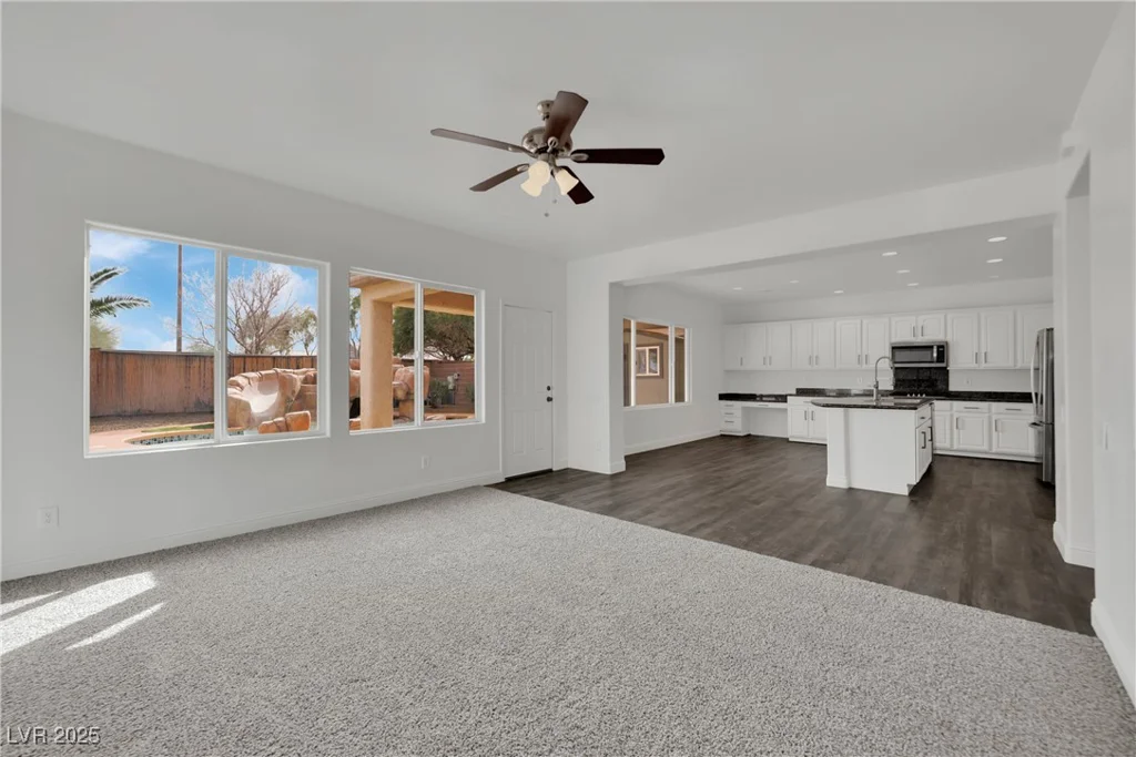 3221 Birdwatcher, North Las Vegas, NV 89084