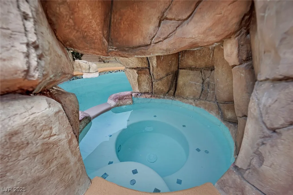 3221 Birdwatcher, North Las Vegas, NV 89084