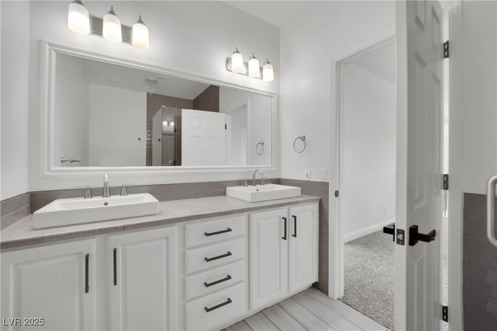 3221 Birdwatcher, North Las Vegas, NV 89084
