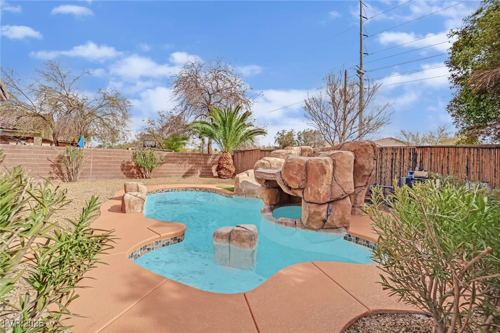 3221 Birdwatcher, North Las Vegas, NV 89084