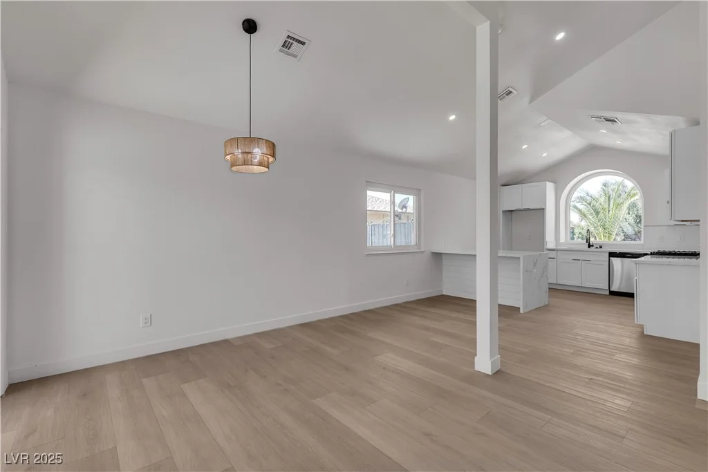 1638 Candice, Las Vegas, NV 89156