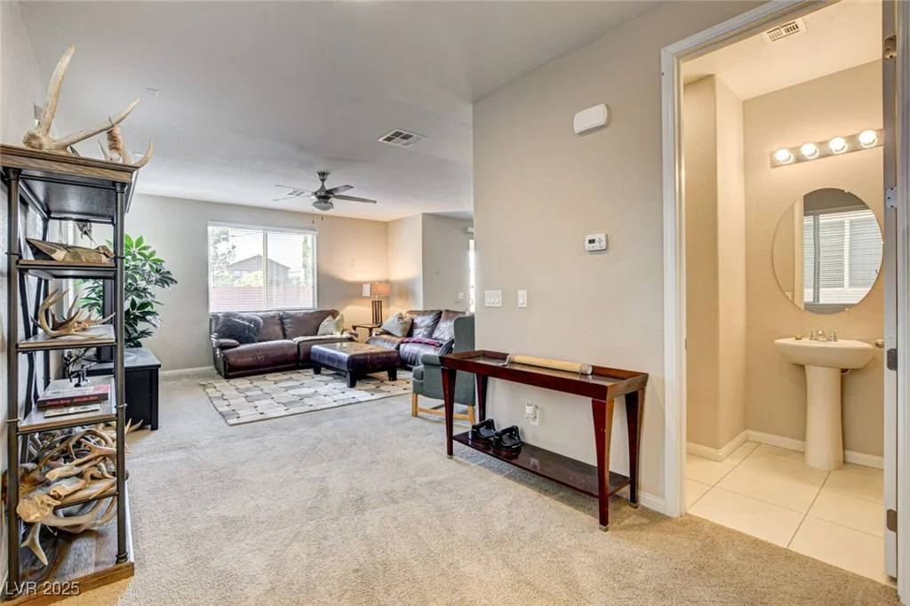 9846 Sunriver Meadows, Las Vegas, NV 89148
