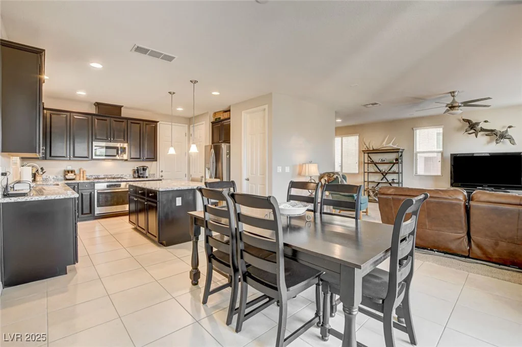 9846 Sunriver Meadows, Las Vegas, NV 89148