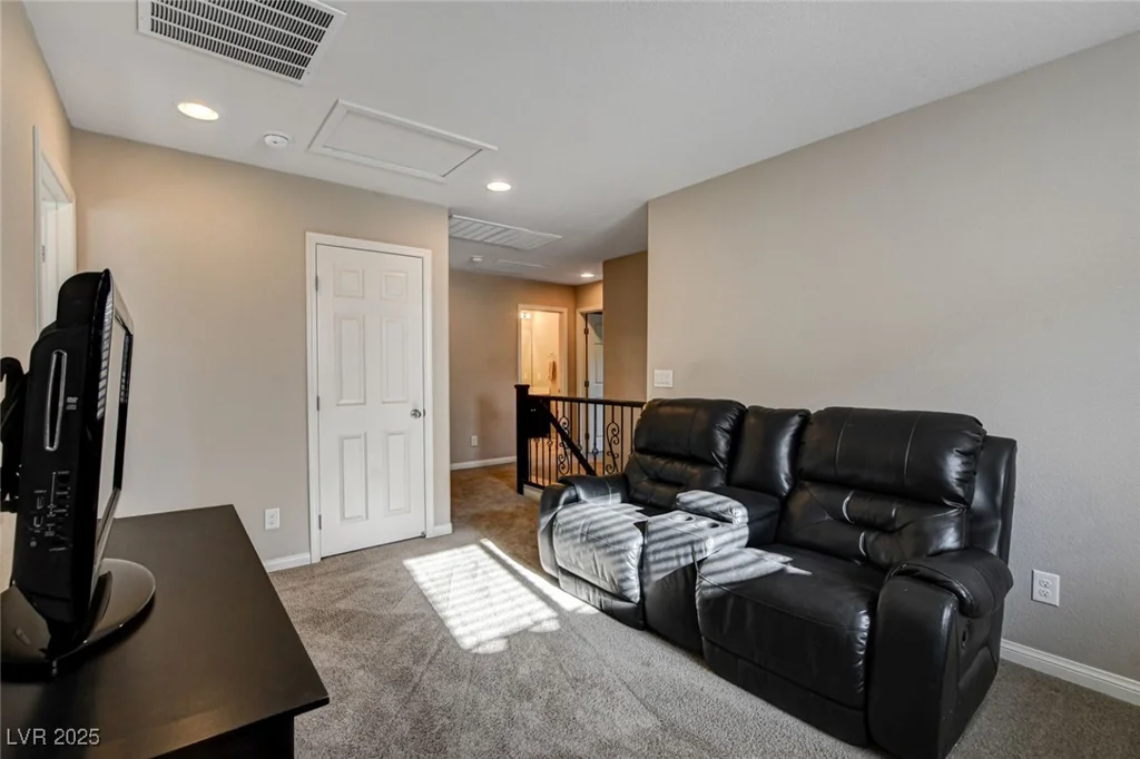 9846 Sunriver Meadows, Las Vegas, NV 89148