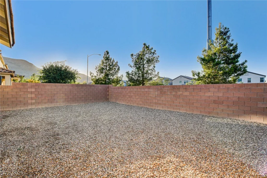 9846 Sunriver Meadows, Las Vegas, NV 89148