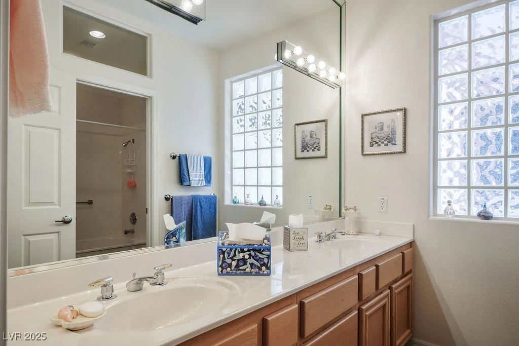 10720 Bennington, Las Vegas, NV 89134