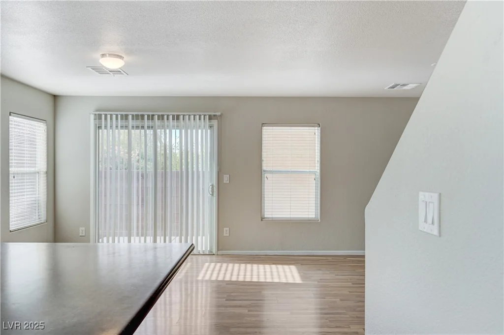 439 Royal Bridge, Las Vegas, NV 89178
