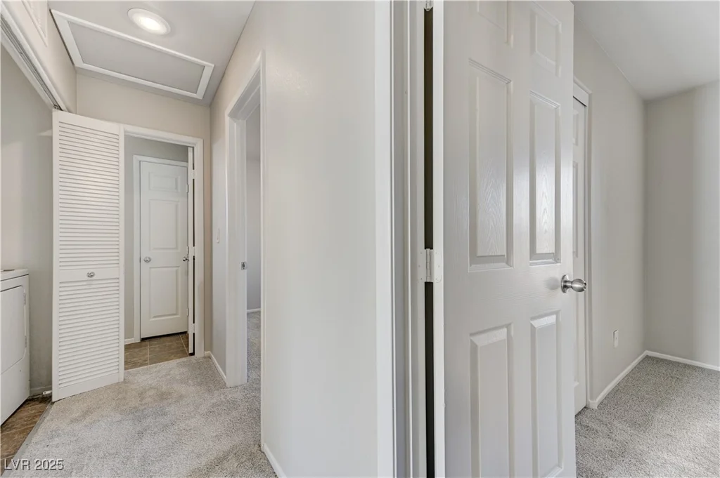 439 Royal Bridge, Las Vegas, NV 89178