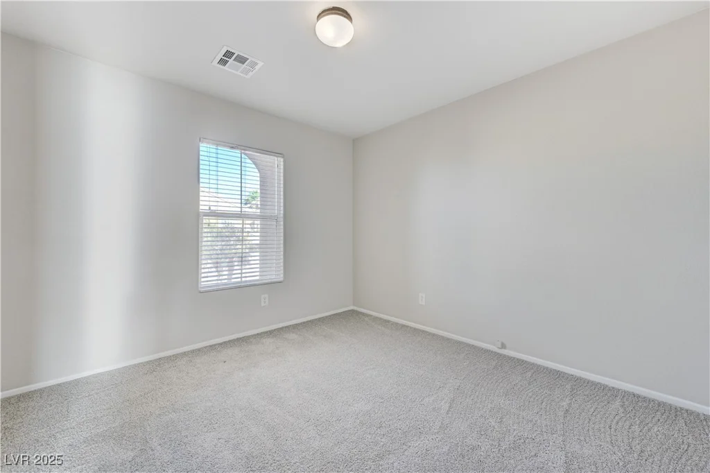 439 Royal Bridge, Las Vegas, NV 89178