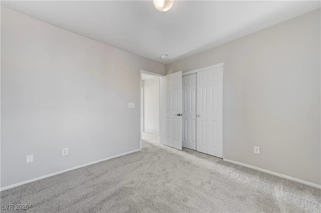 439 Royal Bridge, Las Vegas, NV 89178