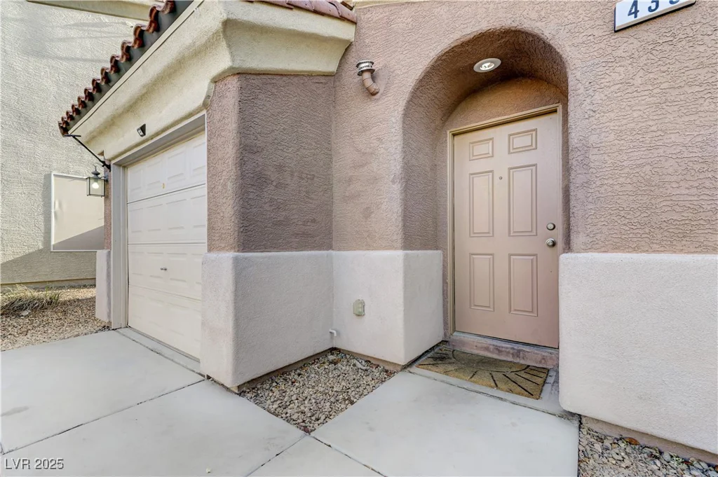 439 Royal Bridge, Las Vegas, NV 89178