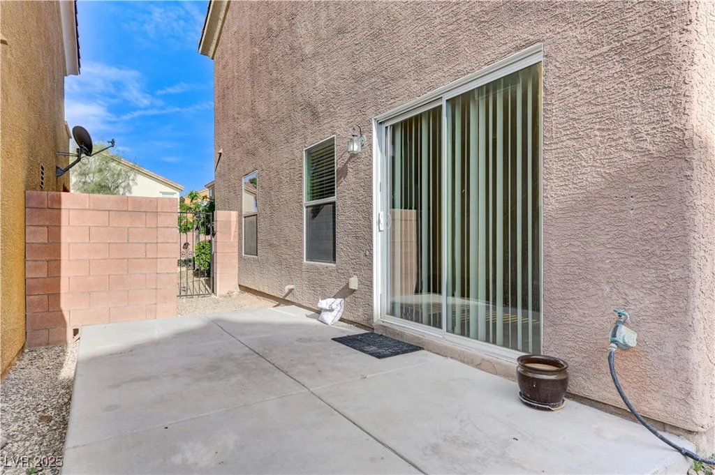 439 Royal Bridge, Las Vegas, NV 89178