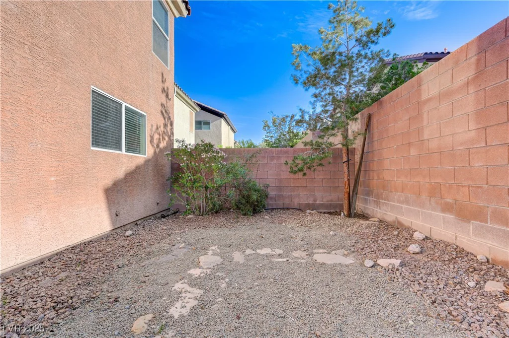 439 Royal Bridge, Las Vegas, NV 89178