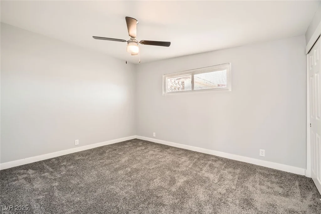 4558 Sheppard, Las Vegas, NV 89122