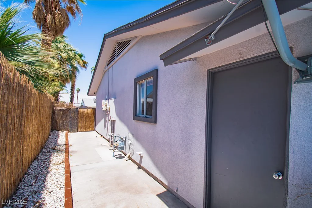 4742 Monterrey, Las Vegas, NV 89121
