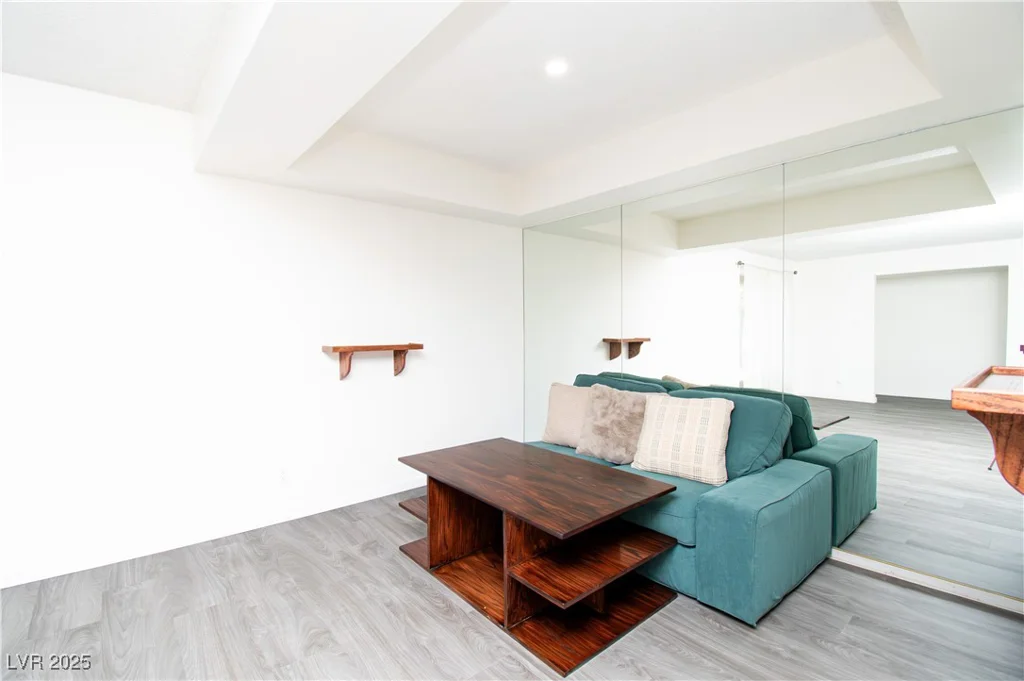 4742 Monterrey, Las Vegas, NV 89121