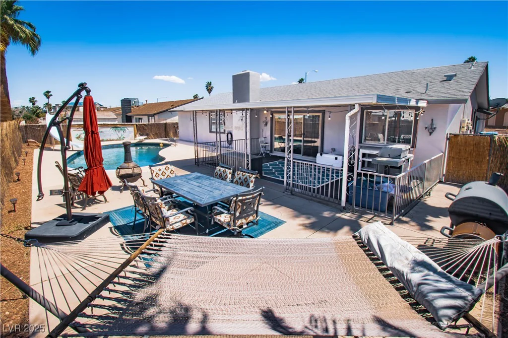 4742 Monterrey, Las Vegas, NV 89121