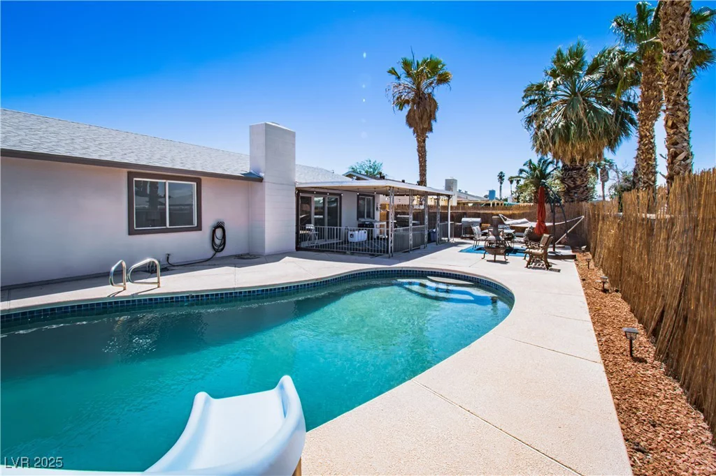 4742 Monterrey, Las Vegas, NV 89121