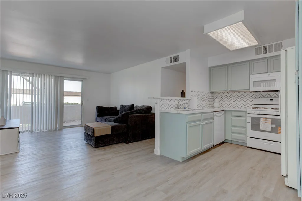 3103 Key Largo, Las Vegas, NV 89120