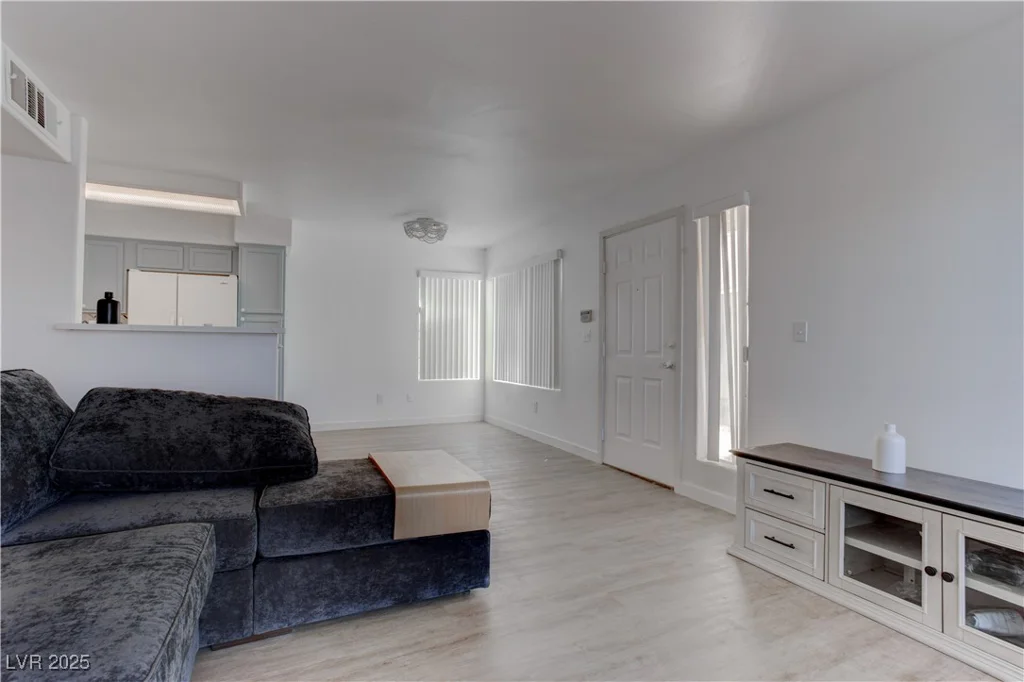 3103 Key Largo, Las Vegas, NV 89120