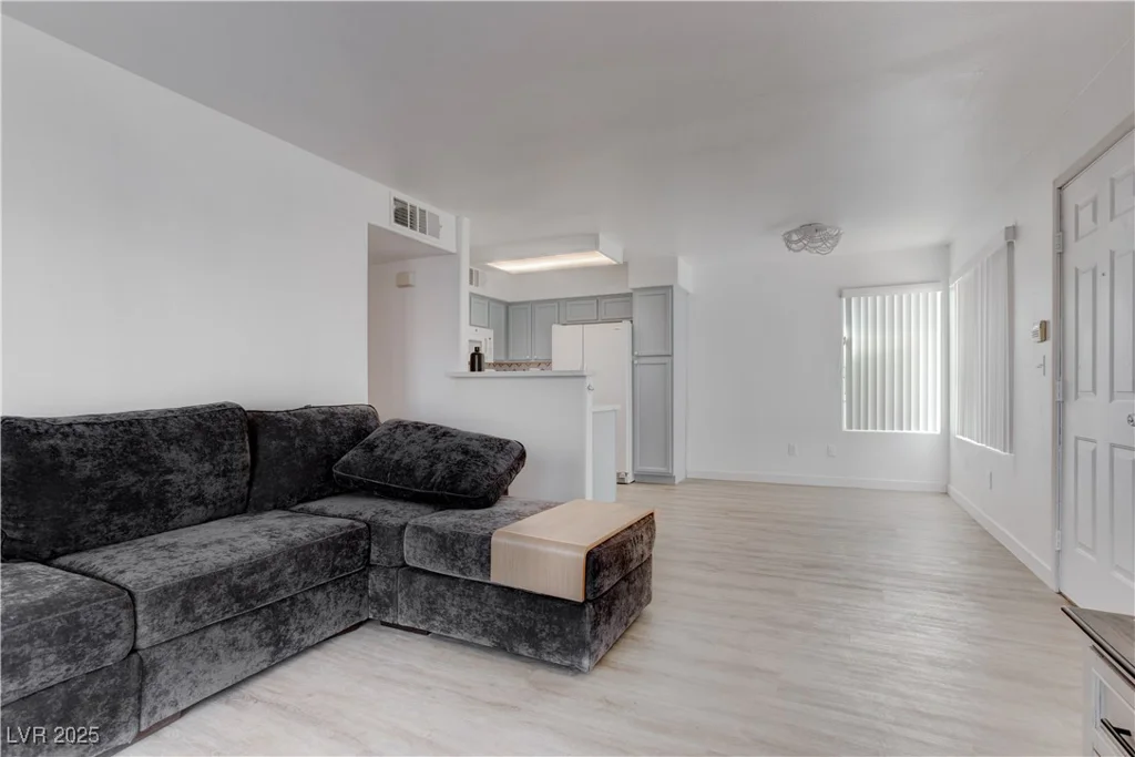 3103 Key Largo, Las Vegas, NV 89120