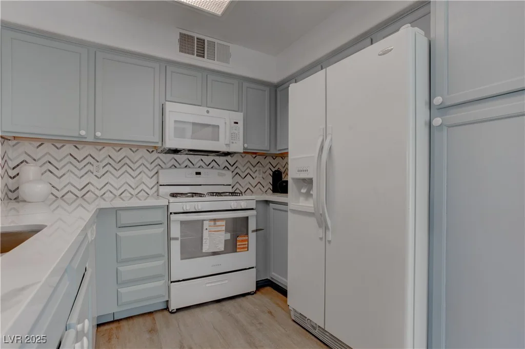 3103 Key Largo, Las Vegas, NV 89120