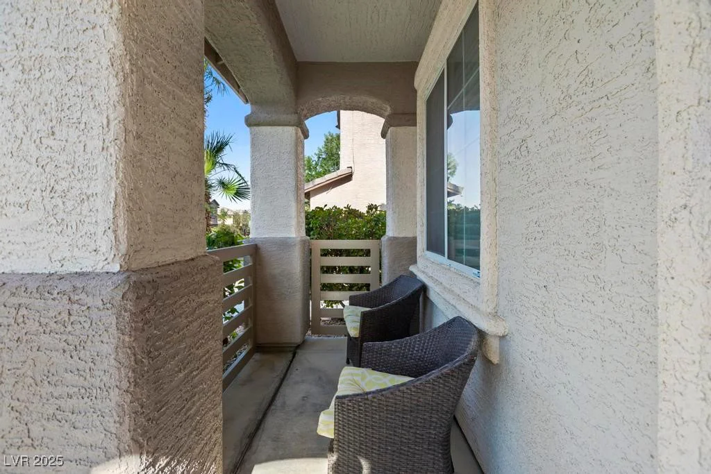 8121 Eagle Clan, Las Vegas, NV 89131