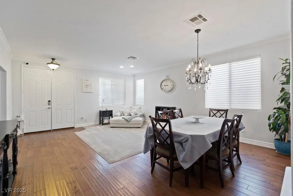 8121 Eagle Clan, Las Vegas, NV 89131