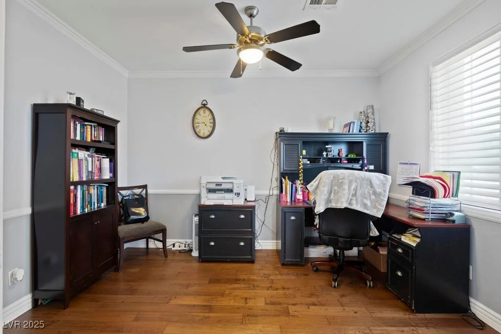 8121 Eagle Clan, Las Vegas, NV 89131
